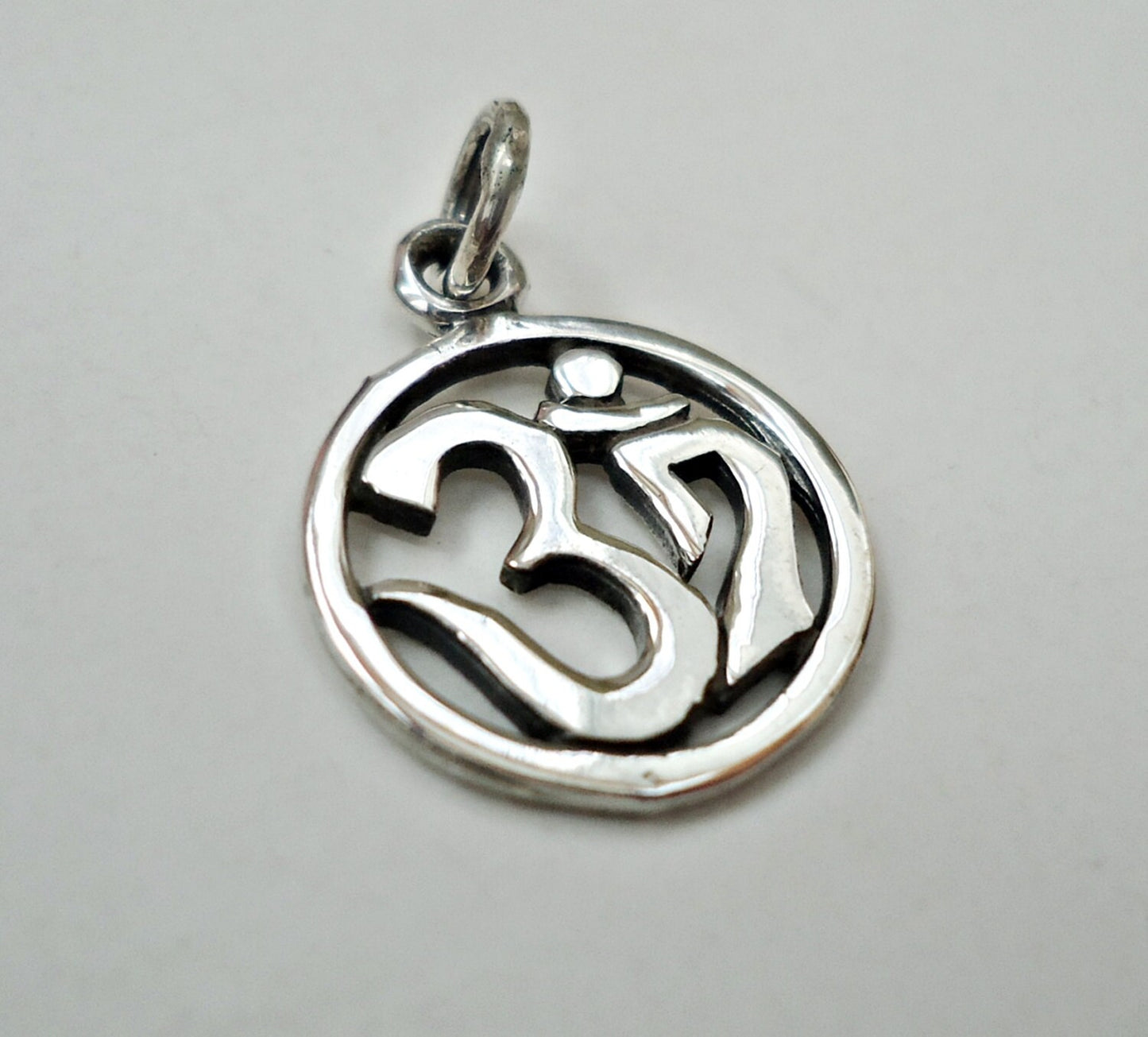 Small Sterling Silver Ohm Om Pendant Charm - Namaste Yoga