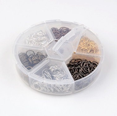 Jump Rings, 8mm, Mixed Colors w/Round Storage Box, Silver, Gold, Bronze, Steel, Copper, Gunmetal, 900 Total Rings