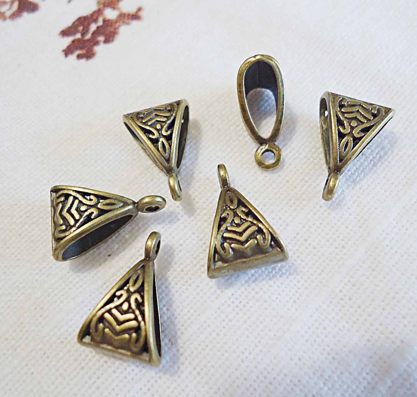 Bronze Celtic Bails, Antique Bronze, Large hole Bail