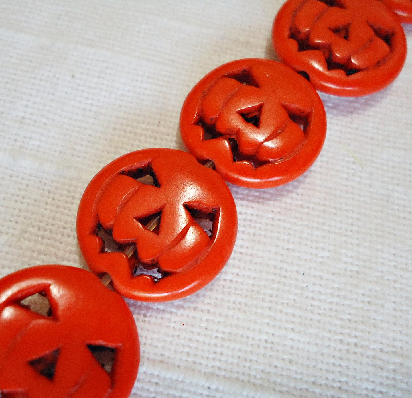 Jack O' Lantern Stone Beads, 15mm, Dark Orange or White, Halloween