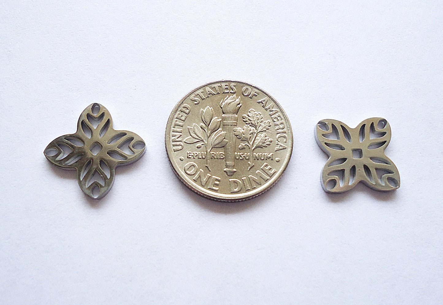 Small Stainless Steel Flower Links - 14mm - Set of 10