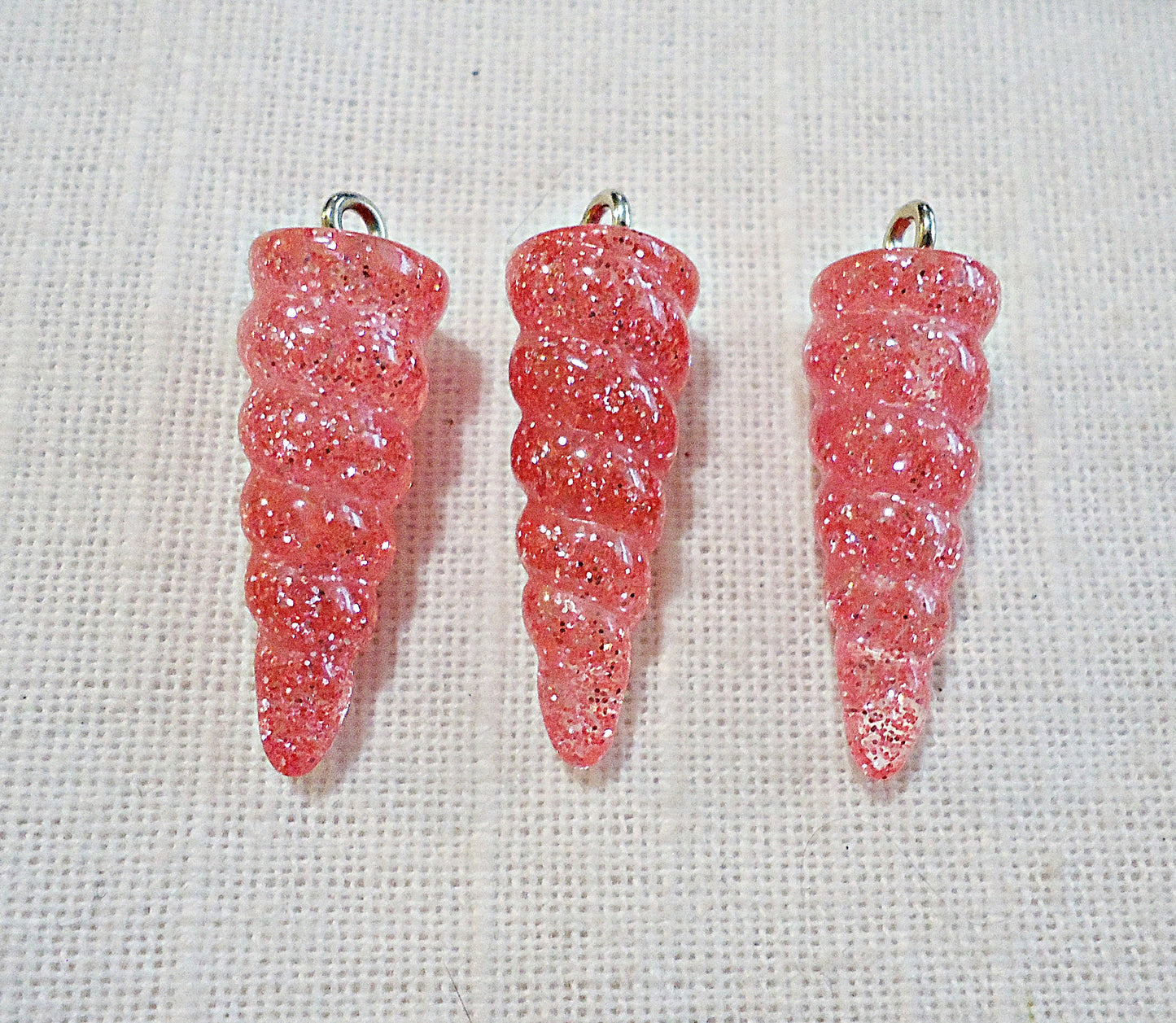 Unicorn Horn Charms / Pendants, Pink Glitter Resin, 1" Tall, Set of 10