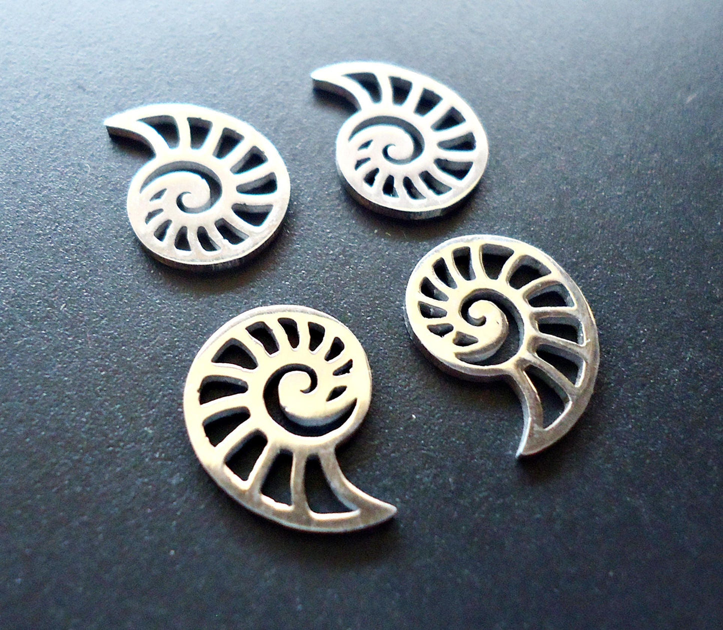 Small Stainless Steel Spiral Sea Shell Charms - 15mm x 11mm - Set of 10