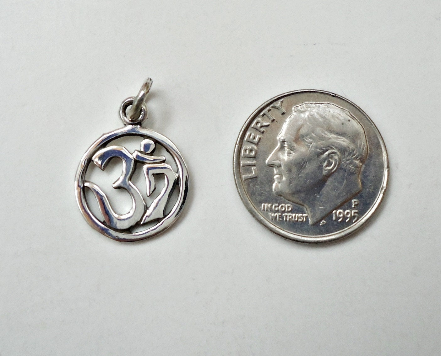 Small Sterling Silver Ohm Om Pendant Charm - Namaste Yoga