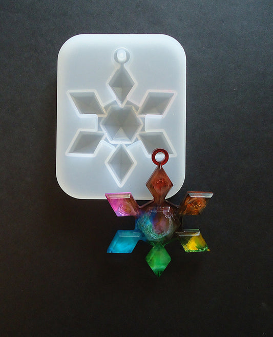Silicone Snowflake Ornament Mold, Faceted Snowflake, Finished Ornament is 2 7/8" Tall x 2 1/4" Wide, Resin Ornament Craft Supplies