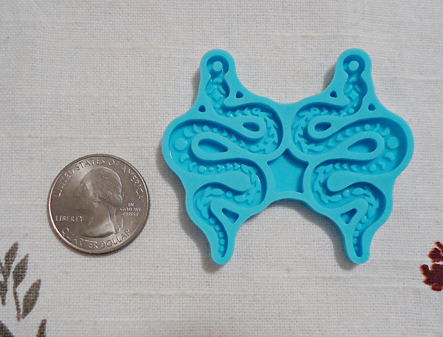 Silicone Mold, Snake Earrings, for Epoxy Resin, Halloween Earrings Pendant