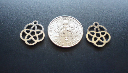 Small Stainless Steel Star Flower Charms - 14mm x 12mm - Set of 10