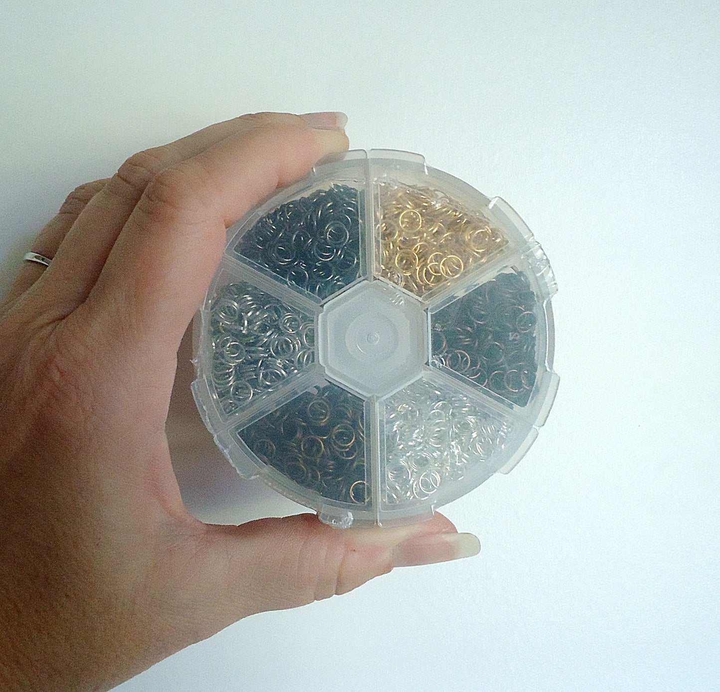 Jump Rings, 5mm, Mixed Colors w/Round Storage Box, Silver, Gold, Bronze, Steel, Copper, Gunmetal, 2300 Total Rings