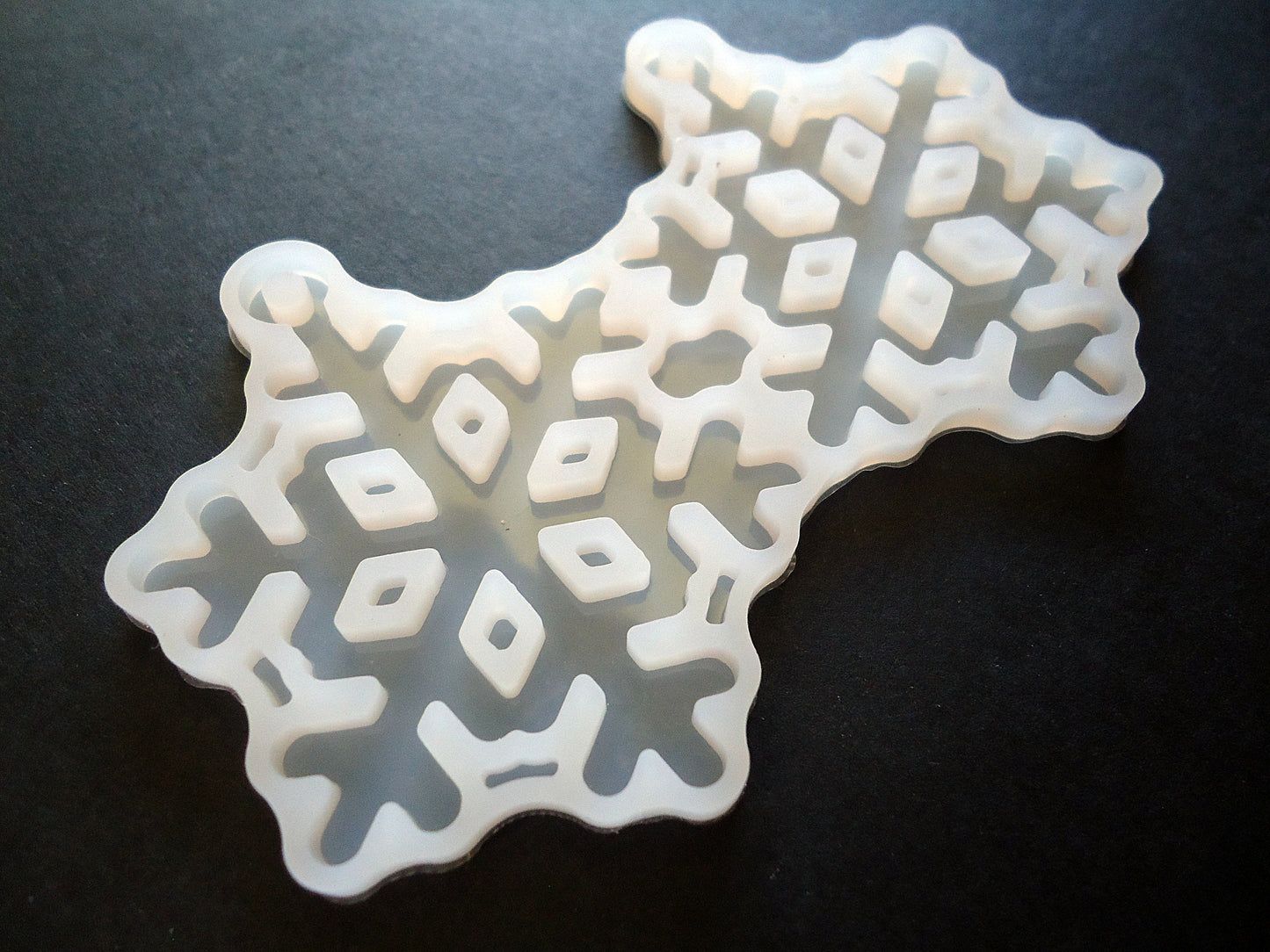 Silicone Mold, Snowflake Earrings Mold, Pendants or Earrings, 2.25" Tall, Epoxy Jewelry Mold