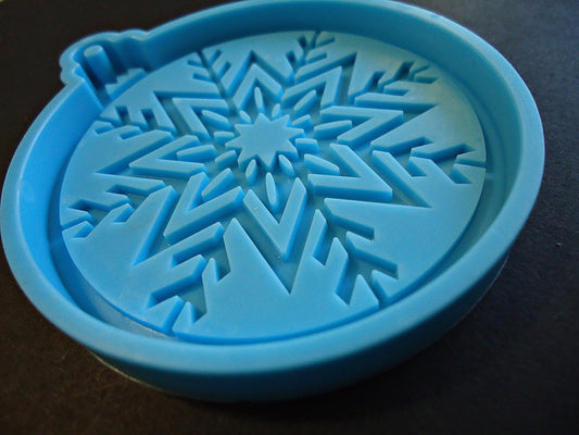 Silicone Mold - Round Snowflake Christmas Ornament - Epoxy Resin Jewelry