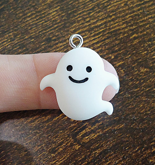 White Ghost Charms, Friendly Ghost, Resin Halloween Charms, 3/4" Tall, Set of 10