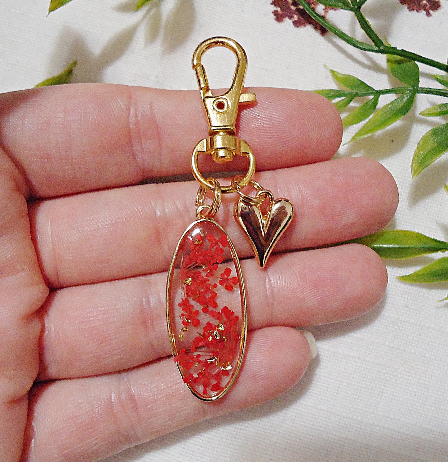 Red and Gold, Queen Annes Lace Dried Flowers in Resin, Bag Charm, Purse Charm, Bag Clip, Zipper Pull, Gold Heart