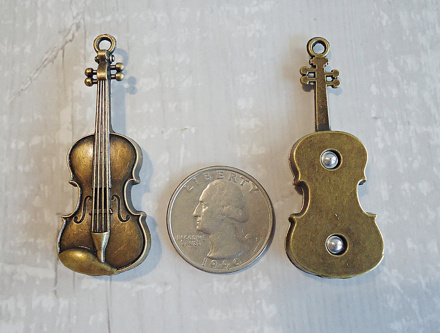 Large Violin Pendant, Antique Bronze, 2.25" Tall