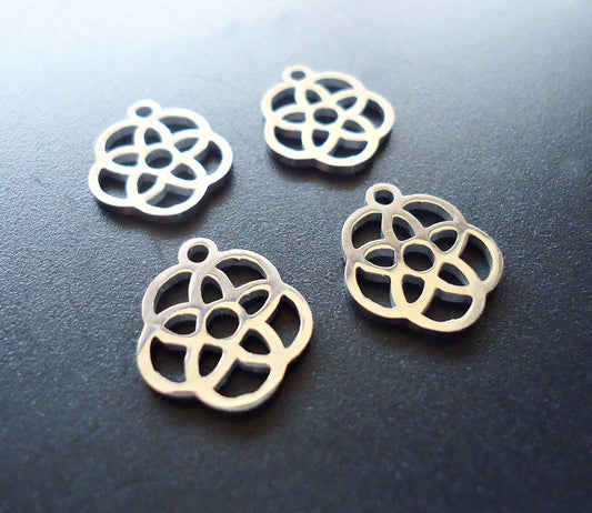 Small Stainless Steel Star Flower Charms - 14mm x 12mm - Set of 10
