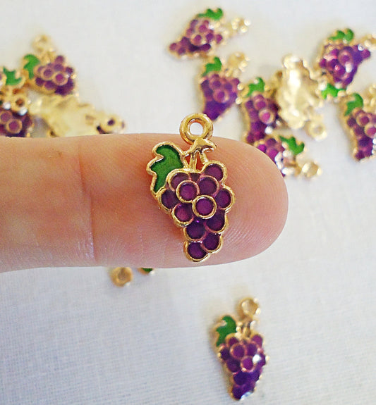 Grape Cluster, Bunch of Grapes, Purple Grape Charm, Enameled, 5/8" Tall, Set of 10