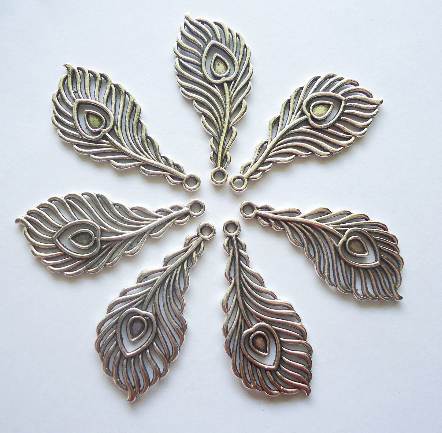 Peacock Feather Pendants / Charms - Antique Silver - Set of 8 - Metal 1.5" x .75"