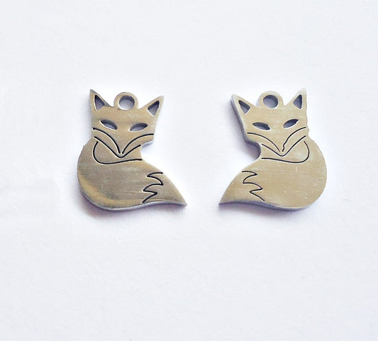 Small Stainless Steel Fox Laser-cut Charms - 14mm x 12mm - Set of 10