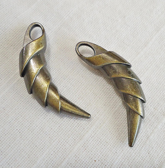 Talon Pendant, Dragon Claw, Tusk, Horn, Stylized Metal, Antique Bronze