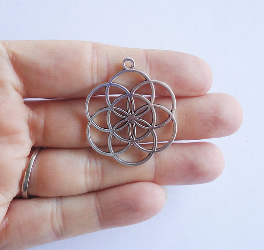 Geometric Flower Pendant - Antique Silver - 1.5" Tall x 1.25" Wide