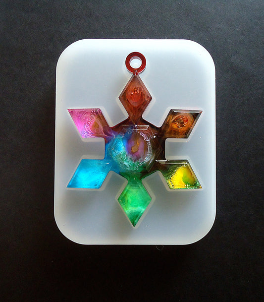 Silicone Snowflake Ornament Mold, Faceted Snowflake, Finished Ornament is 2 7/8" Tall x 2 1/4" Wide, Resin Ornament Craft Supplies