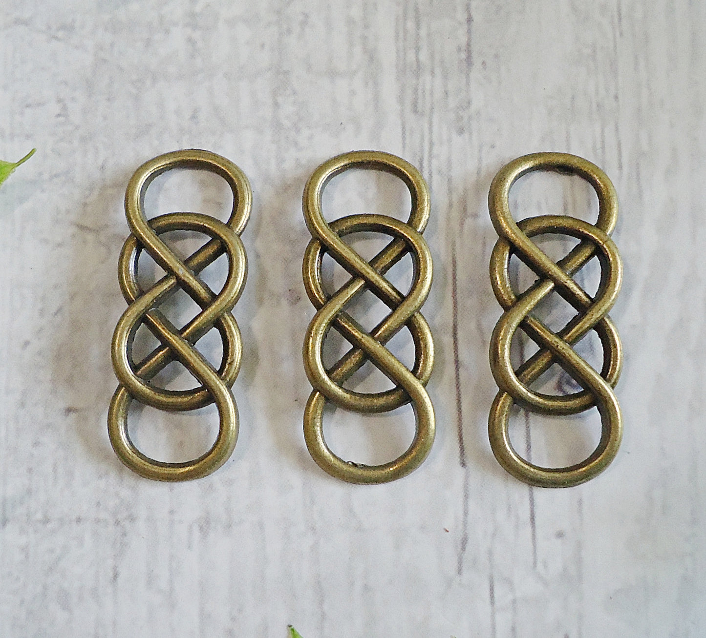 Bronze Celtic Knot Links, 1.25", Set of 8