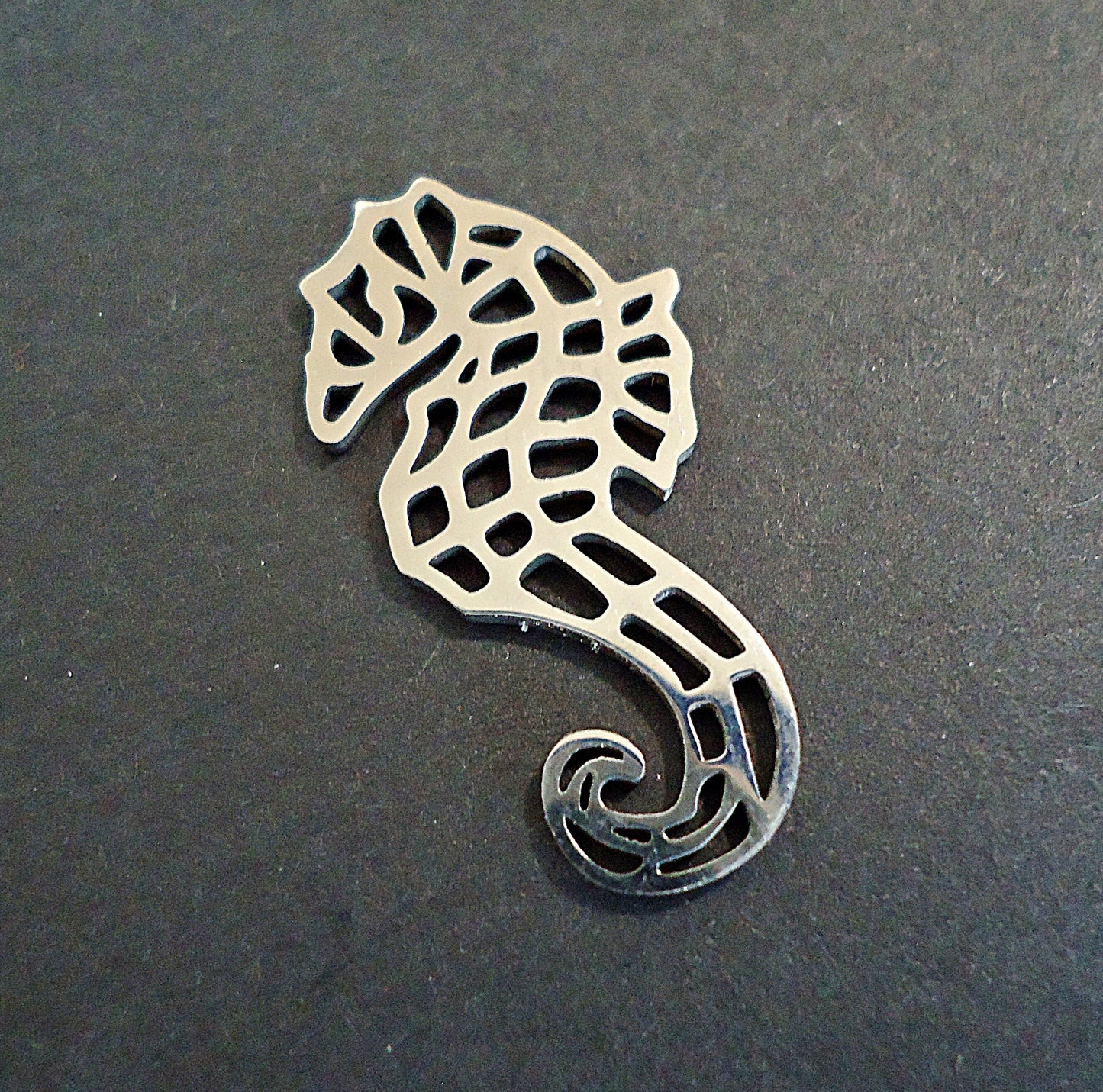 Seahorse Filigree Pendant, Stainless Steel, 27mm Tall x 14mm Wide