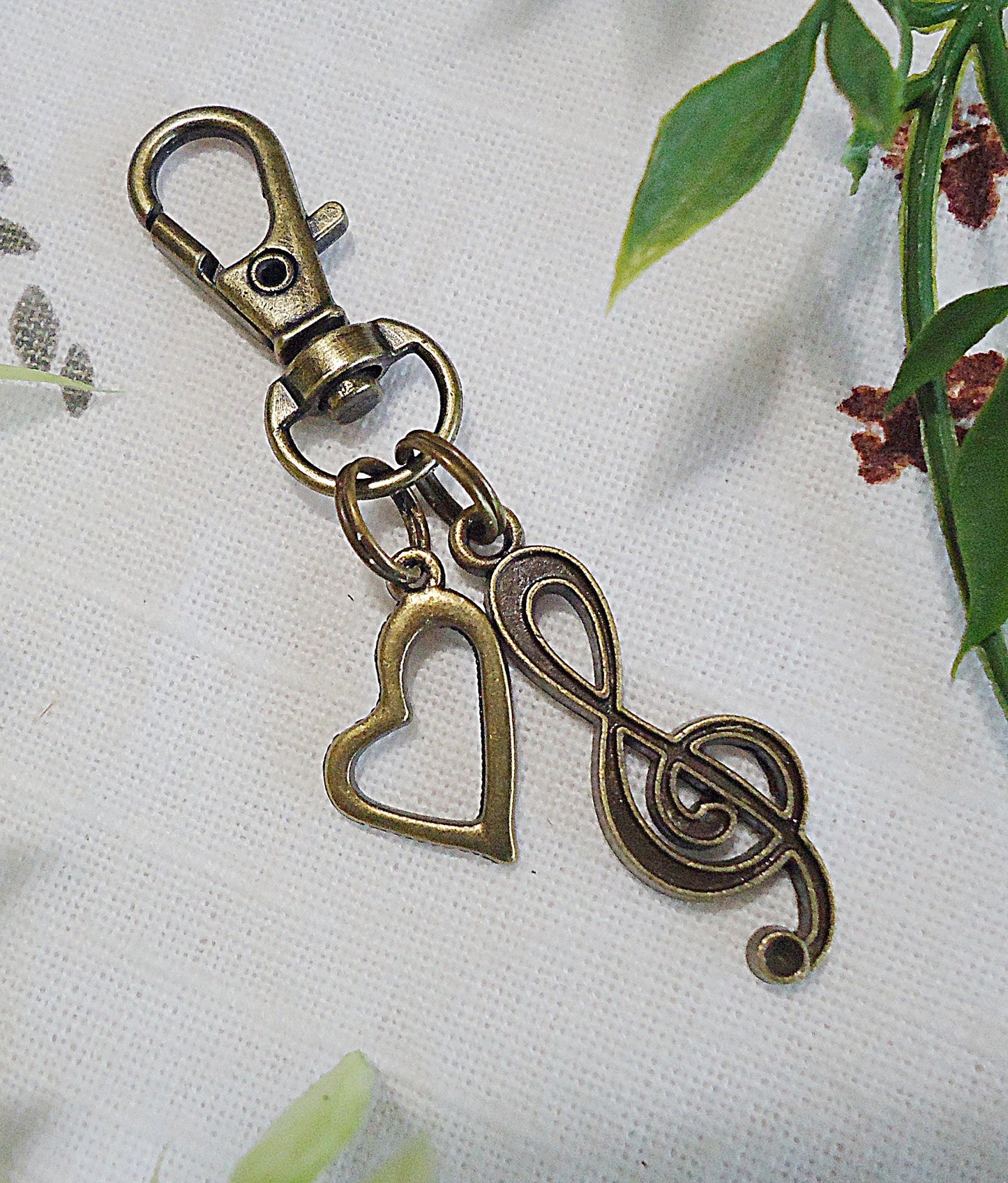 Bag Charm, Purse Charm, Zipper Pull, Antique Bronze Treble Clef and Heart, Music Lover, Musician