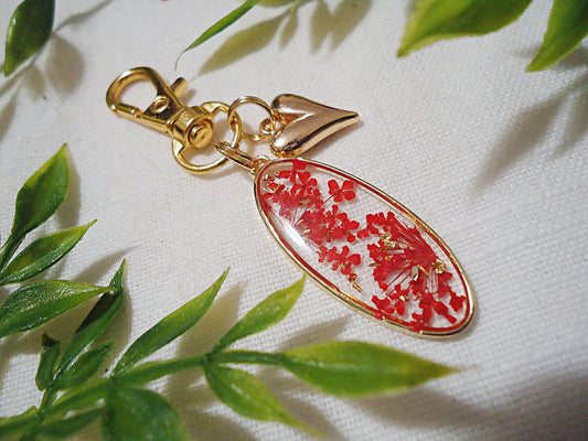Red and Gold, Queen Annes Lace Dried Flowers in Resin, Bag Charm, Purse Charm, Bag Clip, Zipper Pull, Gold Heart