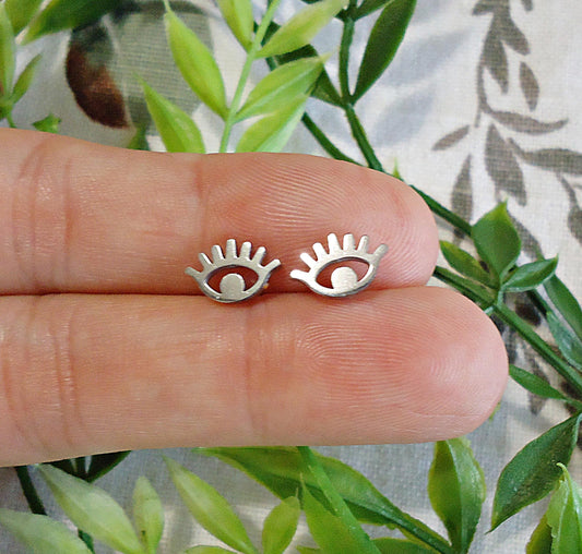 Small Silver Stud Earrings, Eyes, Eyelashes, Stainless Steel, 10mm Wide, Hypoallergenic, Non-Tarnishing