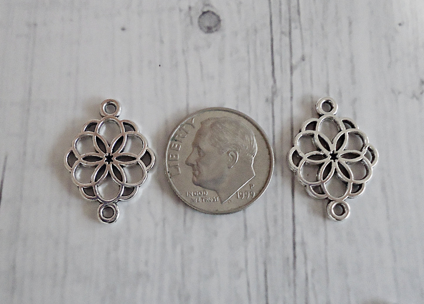 Mandala Flower Links, Antique Silver, 3/4 inch tall, Set of 10