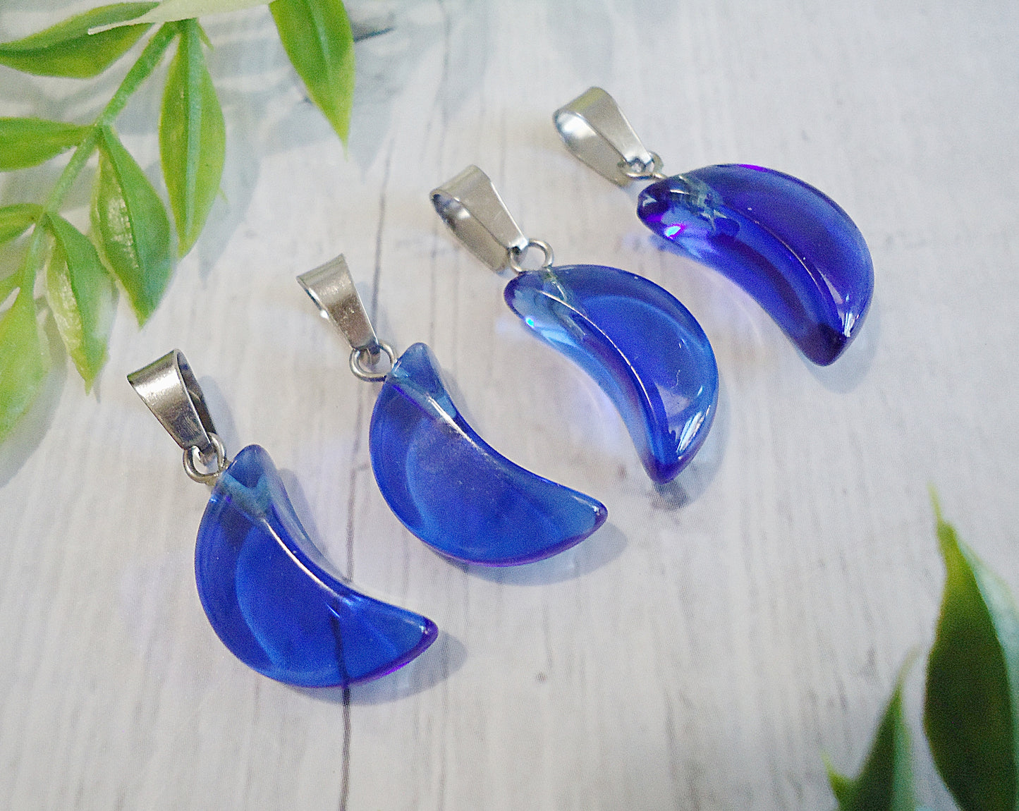 10 Glass Crescent Moon Pendants, Translucent Blue, 3/4" Tall